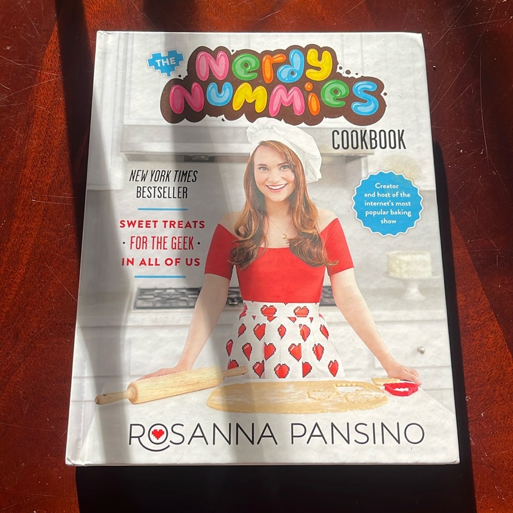 NWOT Rosanna Pansino The Nerdy Nummies Cookbook. New York Times Bestseller.